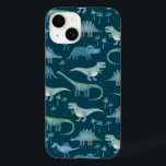 Coque Case-Mate iPhone Motif Dinosaur Vert<br><div class="desc">Beaucoup de dinosaures bleus,  Tyrannosaurus rex,  Spinosaurus,  Stegosaurus,  Diplodocus et Tricératops. Eek ! Art original de Nic Squirrell.</div>