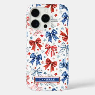 Coque iPhone 16 Pro Nœuds de Coquette Patriotique Monogrammés