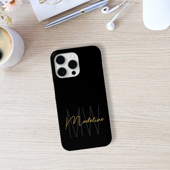 Coques Case-Mate iPhone Noir or Monogramme moderne Chic (Black and Gold Monogram Phone Case by MINTIC DESIGN STUDIO)