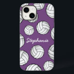 Coques Pour iPhone Nom du joueur personnalisé Volleyball violet<br><div class="desc">Un coque iphone cool avec un nom personnalisé et un peu de volley-ball sur une toile de fond mauve.</div>