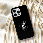 Coque Case-Mate iPhone Nom élégant unique et typographie de monogramme No<br><div class="desc">Simple et féminine, cette élégante coque iphone élégante a une représentation de votre nom et monogramme avec des sérifs classiques et une typographie de script plus ornée dans une symétrie équilibrée. Les trois éléments se fondent dans une harmonie sophistiquée et créent votre propre logo de marque personnelle. Montré ici avec...</div>