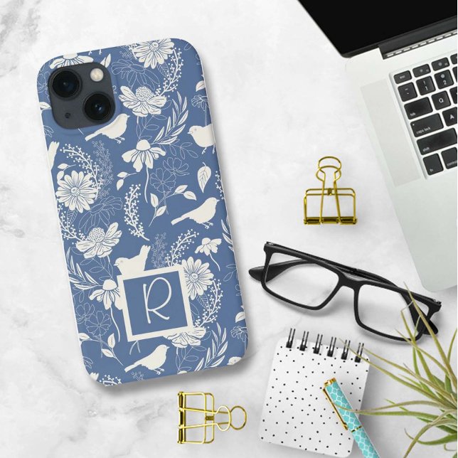 Coques Case-Mate iPhone Oiseaux et fleurs monogrammes bleus et crémeux (Créateur téléchargé)