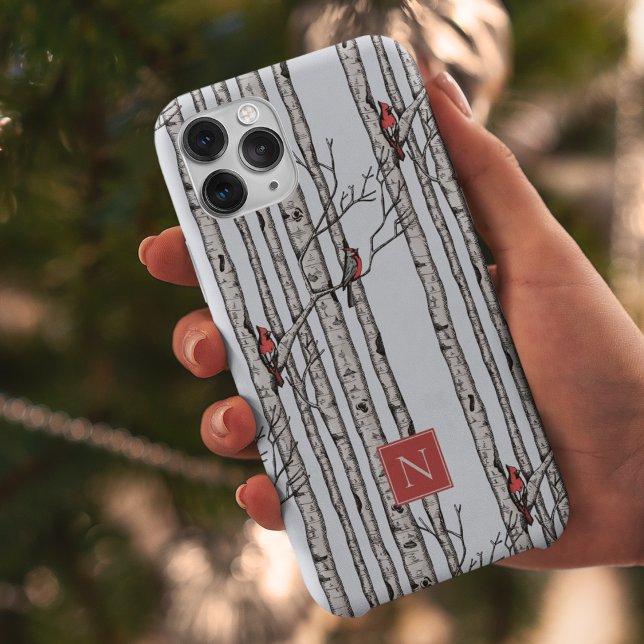 Coques Case-Mate iPhone Oiseaux monogrammes et oiseaux cardinaux rouges (Modern Hand-Drawn Birch Trees with Red Cardinal Birds Perched on Branches. Personalize with Monogram)