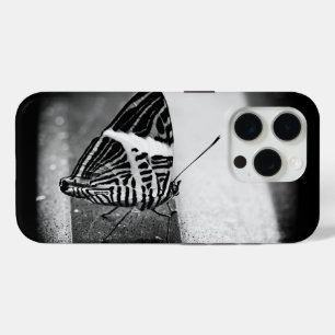 Coque Case-Mate iPhone papillon qui traverse