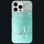 Coque iPhone 16 Pro Max Parties scintillant argentée turquoise en métal br<br><div class="desc">Personnalisez facilement ce design branché de boîtier de téléphone chic avec une jolie parties scintillant brillante en argent sur un arrière - plan métallique brossé turquoise.</div>