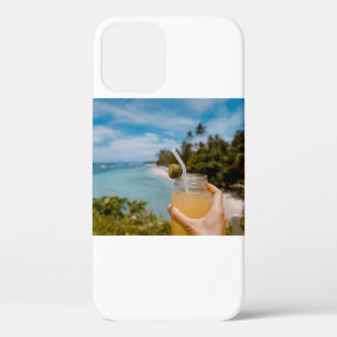 Case-Mate iPhone Case Personne tenant un pot de mason rempli de jus à