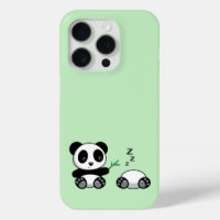 Petites pandas mignonnes sur vert