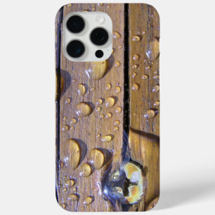 Coque Case-Mate iPhone Photo de près de perles d'eau abstraites sur du bo