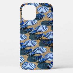 Case-Mate iPhone Case Photographie aérienne de umbrell de patio bleu et