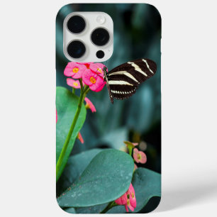 Coque Case-Mate iPhone Photographie de papillon sur fleur rose