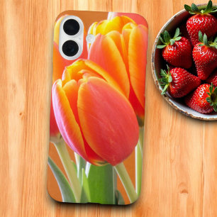Coque Pour iPhone 16 Plus Photographie de tulipe vibrante orange jaune à poi