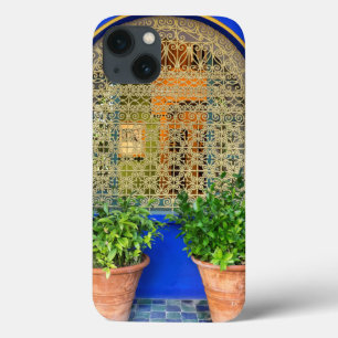 Etui iPhone 13 Plantes en pot au jardin