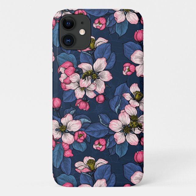 Coques Case-Mate iPhone Pomme fleurit sur un bleu foncé (Dos)