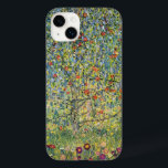 Coque Case-Mate iPhone Pommier par Gustav Klimt, Art Nouveau Vintage<br><div class="desc">Apple Tree (1912) de Gustav Klimt est une peinture d'art vintage de l'époque victorienne Symbolisme. Une scène nature avec un pommier dans un verger sur une ferme aux fruits mûrs et aux fleurs de pommes. Le jardin fleuri est fleuri et fleuri. À propos de l'artiste : Gustav Klimt (1862-1918) était...</div>