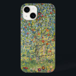 Coque Case-Mate iPhone Pommier par Gustav Klimt, Art Nouveau Vintage<br><div class="desc">Apple Tree (1912) de Gustav Klimt est une peinture d'art vintage de l'époque victorienne Symbolisme. Une scène nature avec un pommier dans un verger sur une ferme aux fruits mûrs et aux fleurs de pommes. Le jardin fleuri est fleuri et fleuri. À propos de l'artiste : Gustav Klimt (1862-1918) était...</div>