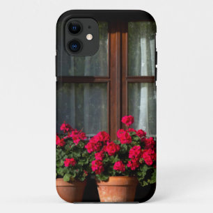 Coque iPhone 11 Pots de fleurs de fenêtre dans un village