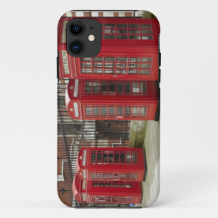 Etui iPhone Case-Mate Rangée de cabines téléphoniques à l'arrière du Roy