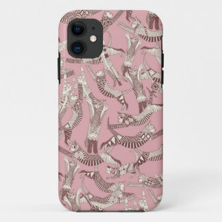 Coque iPhone 11 rose de la fête du chat