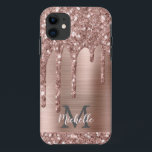 Case-Mate iPhone Case Rose monogramme Parties scintillant d'or sur métal<br><div class="desc">Parties scintillant d'or rose moderne et girly drips nom et monogrammed coque iphone. Cette conception présente des gouttes brillantes de parties scintillant rose rose rose rose rose rose arrière - plan en métal rose avec personnalisation monogramme initial et prénom modèle texte. Un cadeau féminin parfait. Si vous avez besoin d'aide...</div>