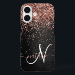 Coque Pour iPhone 16 Rose personnalisé Parties scintillant or noir Étin<br><div class="desc">Personnalisez facilement ce design élégant et branché d'étui téléphonique avec une jolie parties scintillant brillante en or rose sur un arrière - plan métallique brossé noir.</div>