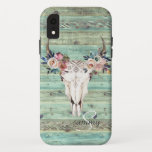 Case-Mate iPhone Case Russe Ouest Turquoise Bois Vache Monogramme crâne<br><div class="desc">Boho Chic Cow Skull Flowers on Wood Design et votre monogramme. La cabine téléphonique rustique parfaite. Ajoutez votre libellé personnalisé à cette conception à l'aide des cases "Modifier ce modèle de conception" situées à droite de l'élément, ou cliquez sur le bouton bleu "Customiser" pour arranger le texte, modifier les polices...</div>