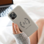 Coque Case-Mate iPhone Rustic Laurel Script Monogramme Nom Coque-Mate iPh<br><div class="desc">Rustic Laurel Script Monogramme Dossier téléphonique du nom. Cliquez sur le bouton Modifier pour customiser cette conception.</div>