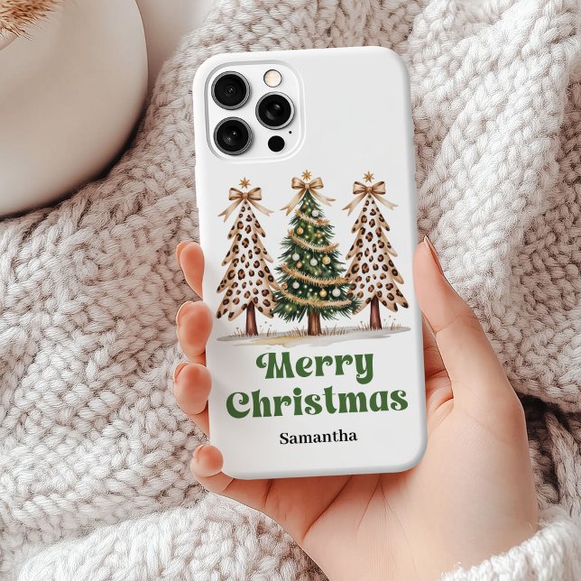 Coques Case-Mate iPhone Sapins de Noël fantaisistes personnalisés léopard  (Whimsical Christmas trees leopard personalized phone case)