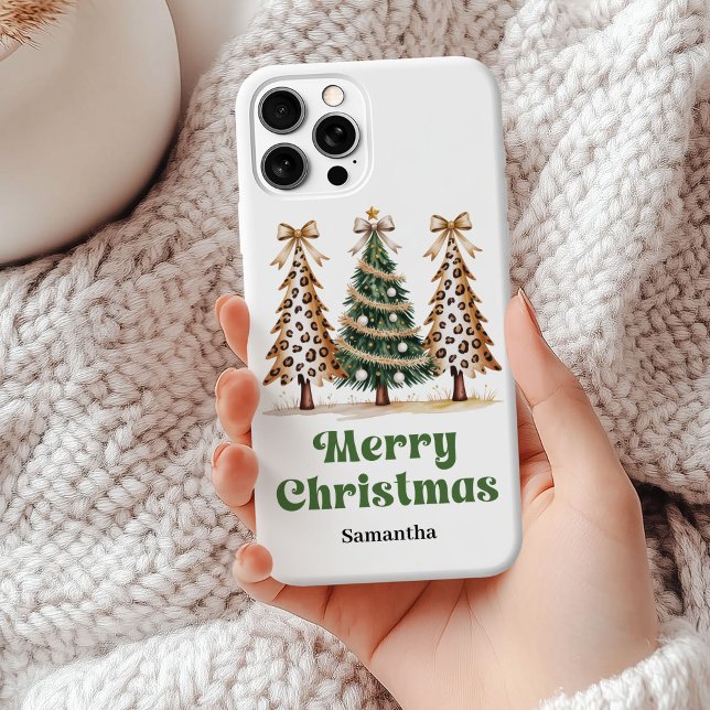 Coques Case-Mate iPhone Sapins de Noël personnalisés à motif léopard pixél (Classic leopard print Christmas trees custom phone case)