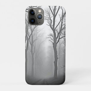 Case-Mate iPhone Case Sentier mystérieux de la forêt brumeuse
