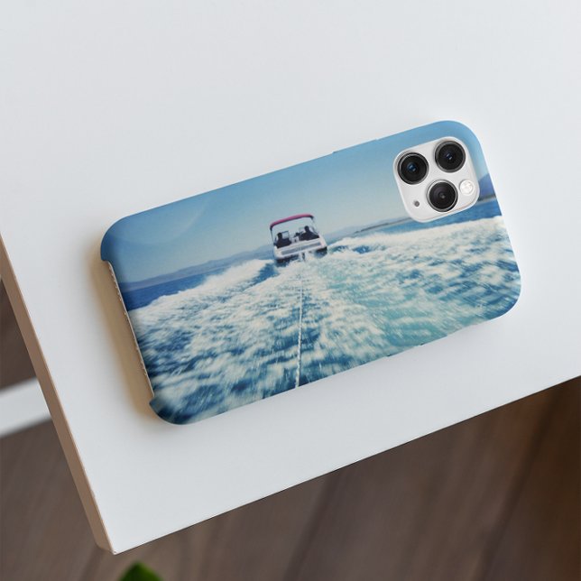 Coques Case-Mate iPhone Ski nautique derrière un bateau à moteur (Crop the placement of your photo to fit your case style.)