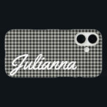 Coque Pour iPhone 16 Style Retro Grey En vichy Plaid Personnalisé<br><div class="desc">Élégant appareil téléphonique Retro Noir et Gris En vichy Plaid Motif Personnalisé</div>