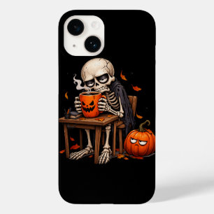 Coque Case-Mate iPhone Tasse de Squelette Buvant une Citrouille Halloween