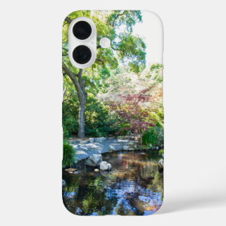 Coque Pour iPhone 16 un étang à baldaquin dans le jardin des jardins de