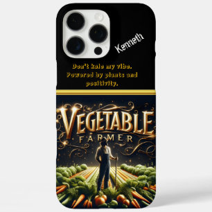 Coque iPhone 16 Pro Max Un Fermier Fier Se Trouve Parmi Les Rangées Végéta