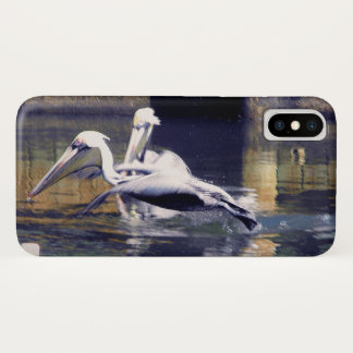 Case-Mate iPhone Case Un Pélican décolle