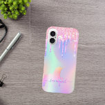 Coque Pour iPhone 16 Unicorn rose gouttes nom holographique<br><div class="desc">Un arrière - plan tendance irisé aux couleurs pastel unicorne et arc-en-ciel rose, violet, vert menthe. Décoré avec des gouttes de parties scintillant en rose, violet et une licorne de couleur arc-en-ciel. Lettres violettes. Personnalisez et ajoutez votre nom. Le nom est écrit avec un script de style moderne écrit à...</div>