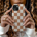 Coque Case-Mate iPhone Vérification de la rouille<br><div class="desc">Boho tendance damier imprimé étui téléphonique en couleur orange brûlé et crème. Utilisez les outils de conception pour ajouter votre propre monogramme,  nom ou autre texte,  ou changer la couleur arrière - plan pour créer une couverture de périphérique unique d'un type particulier.</div>