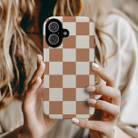 Coque Pour iPhone 16 Vérification de la rouille<br><div class="desc">Boho tendance damier imprimé étui téléphonique en couleur crème et rouille orange. Utilisez les outils de conception pour ajouter votre propre monogramme,  nom ou autre texte,  ou changer la couleur arrière - plan pour créer une couverture de périphérique unique d'un type particulier.</div>