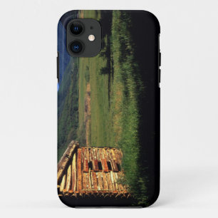 Coque iPhone 11 Vieille ferme de rondin près de Park City, Utah.