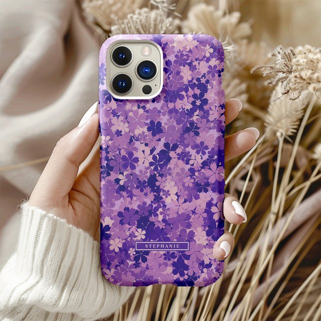 Coques Case-Mate iPhone Violet Floral Élégant Violet Blossom Motif (Wrap your phone in a dreamy garden of violet hues garden!)
