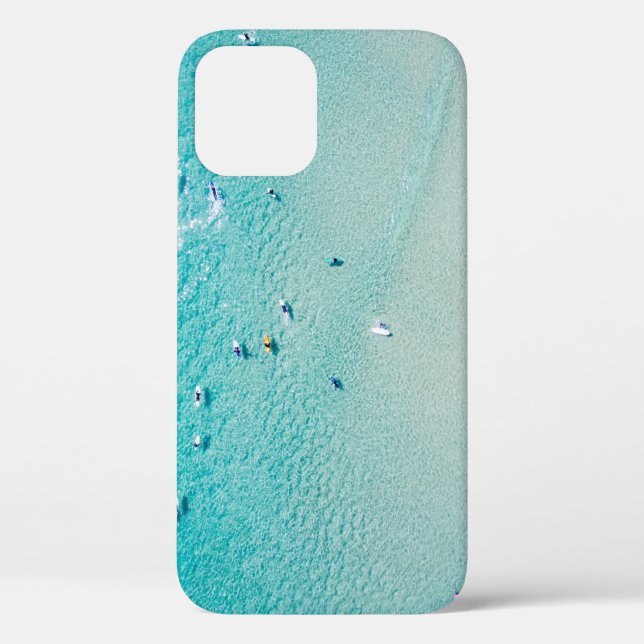 Coques Case-Mate iPhone Vue aérienne des surfeurs, océan clair. (Verso)