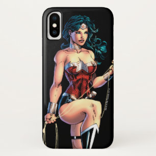 Coque Case-Mate iPhone Wonder Woman Gripping Lasso Atop Rock