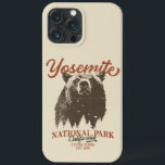 Case-Mate iPhone Case Yosemite Grizzly Bear California National Park<br><div class="desc">Prêt à vous lancer dans votre prochaine aventure en plein air? Ce t-shirt du parc national Yosemite est un choix parfait. Avec un ours noir audacieux et un paysage forestier pittoresque, cette chemise vous inspirera pour explorer et embrasser la nature. Libérez votre explorateur intérieur et ne manquez pas cette chance...</div>