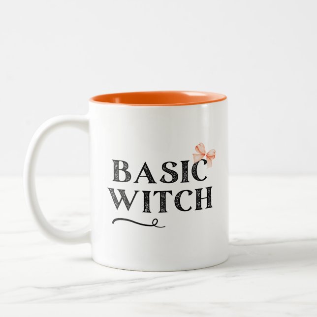 Coquette sorcière de base Halloween Mug (Gauche)