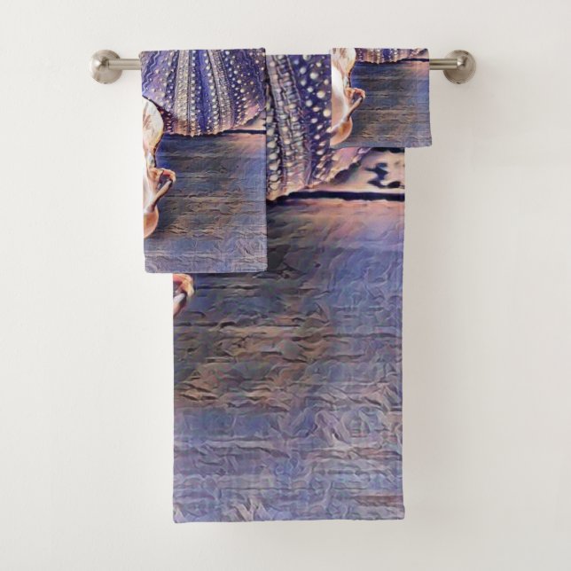 Coquillages violets roses sur aquarelle en bois (En situation)