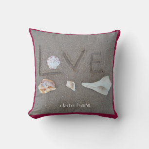coquilles & 2 coeurs sur la plage coussin de maria