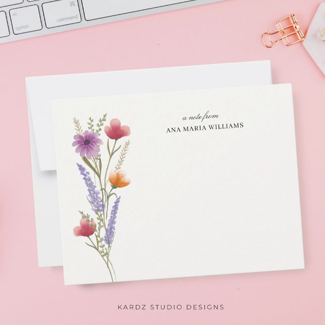 Correspondance Élégante carte de note Fleur sauvage chic (Minimal wildflower note card with elegant script typography for your chic personalized stationery.)