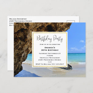 Côte de plage tropicale avec Big Rock Invitation d