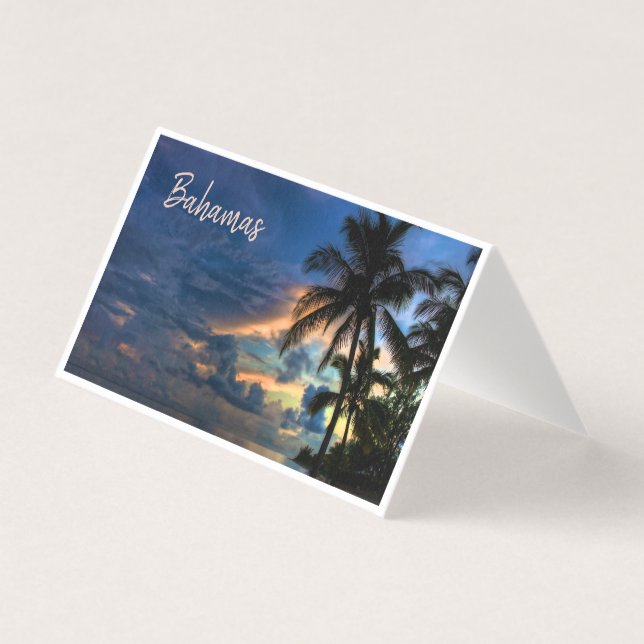 Coucher de soleil dans le paradis tropical des Bah (Front)