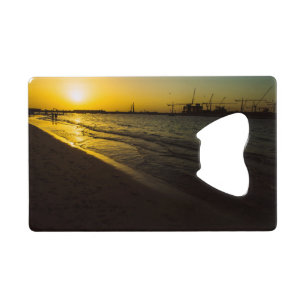 coucher de soleil sur la plage de Dubaï